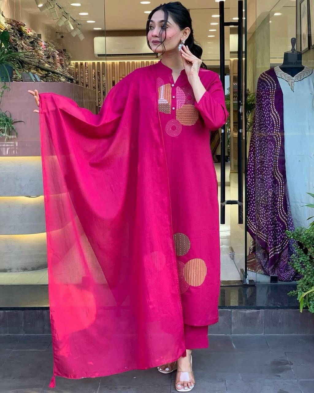 Roman Embroidered Chanderi Silk Dupatta Straight Salwar Set